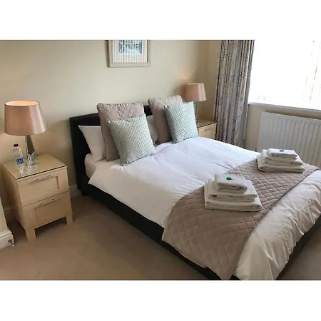 31 Queens Road-2